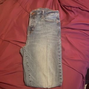 Old Navy Built-In Sculpt Rockstar Skinny Jeans